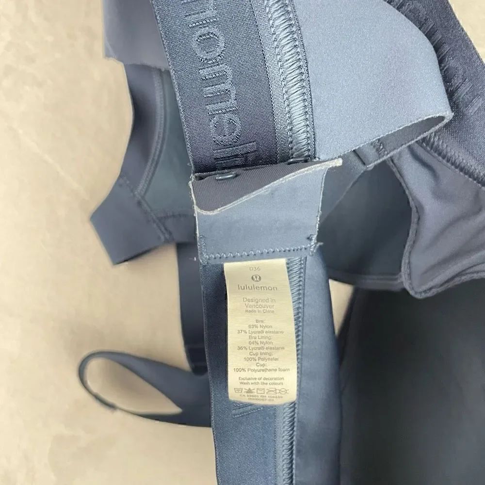 Lululemon Fine Form Bra *Medium Support - Picture 5 of 5